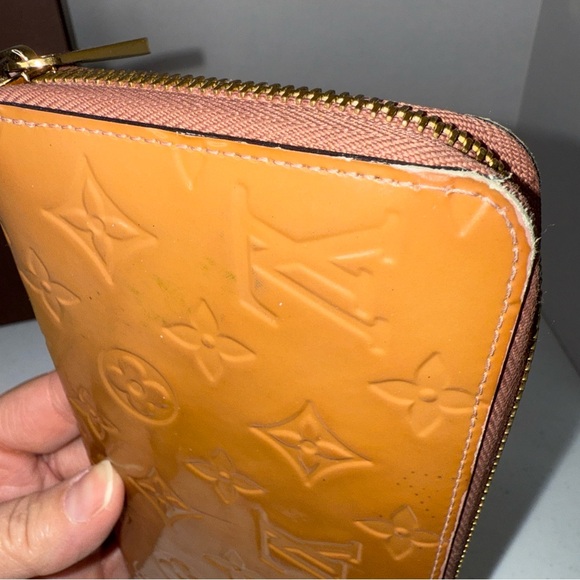 Louis Vuitton Caramel vernis zippy long Monogram Wallet - Picture 9 of 16